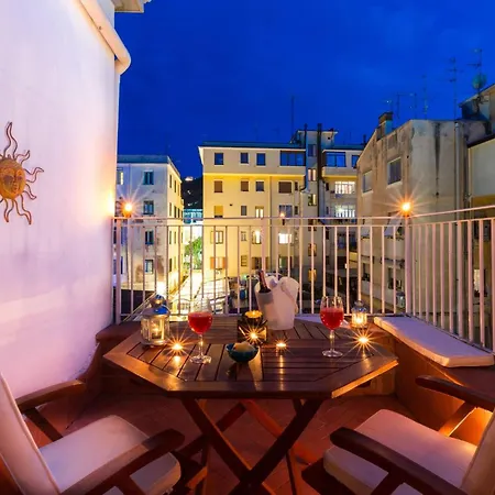 Sorrentovibes - Family 2 Bedroom Terrace Centre Apartment